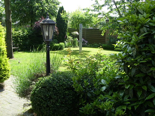 vorderer Garten